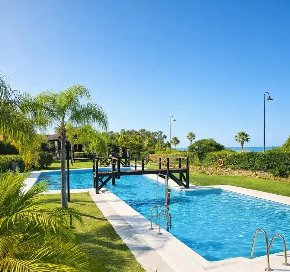 2-bedroom Apartment In Estepona, Spain (120 M²)