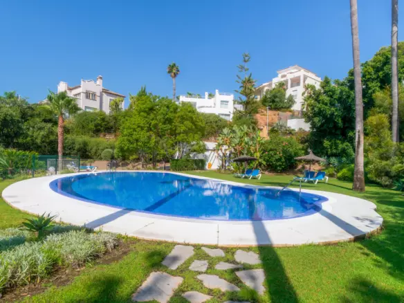 3-bedroom Apartment In Benahavis, Spain (145 M²)