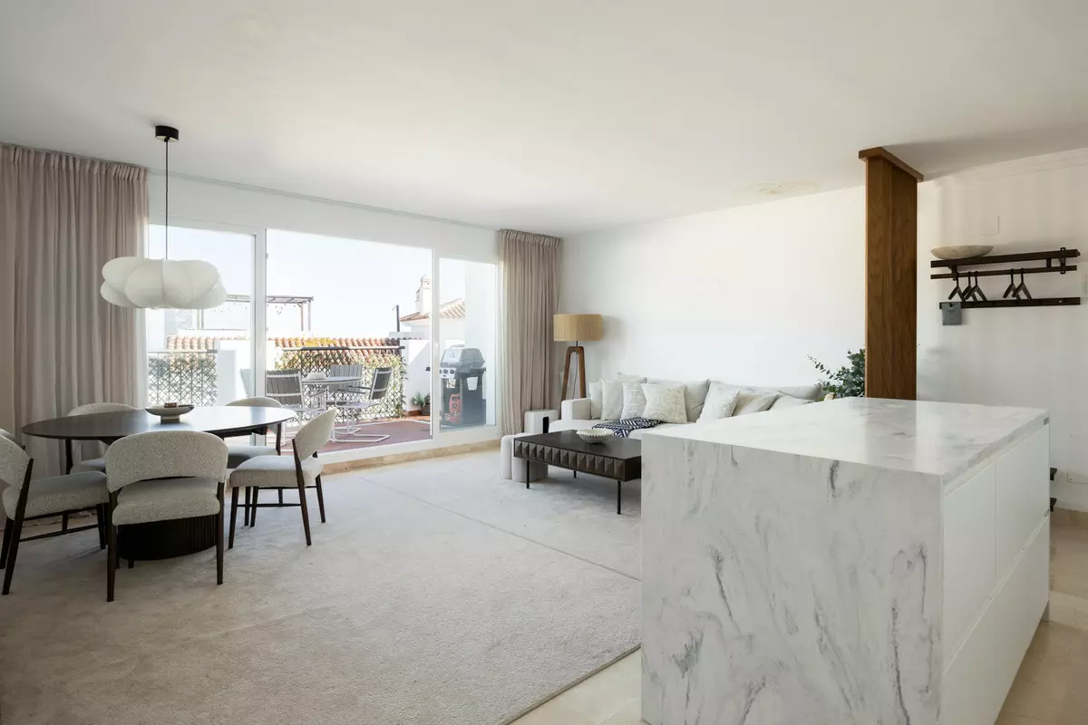3-bedroom Apartment In Estepona, Spain (141 M²)