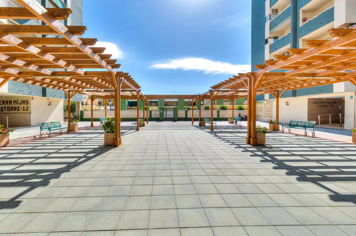 3-bedroom Apartment In Fuengirola, Spain (106 M²)