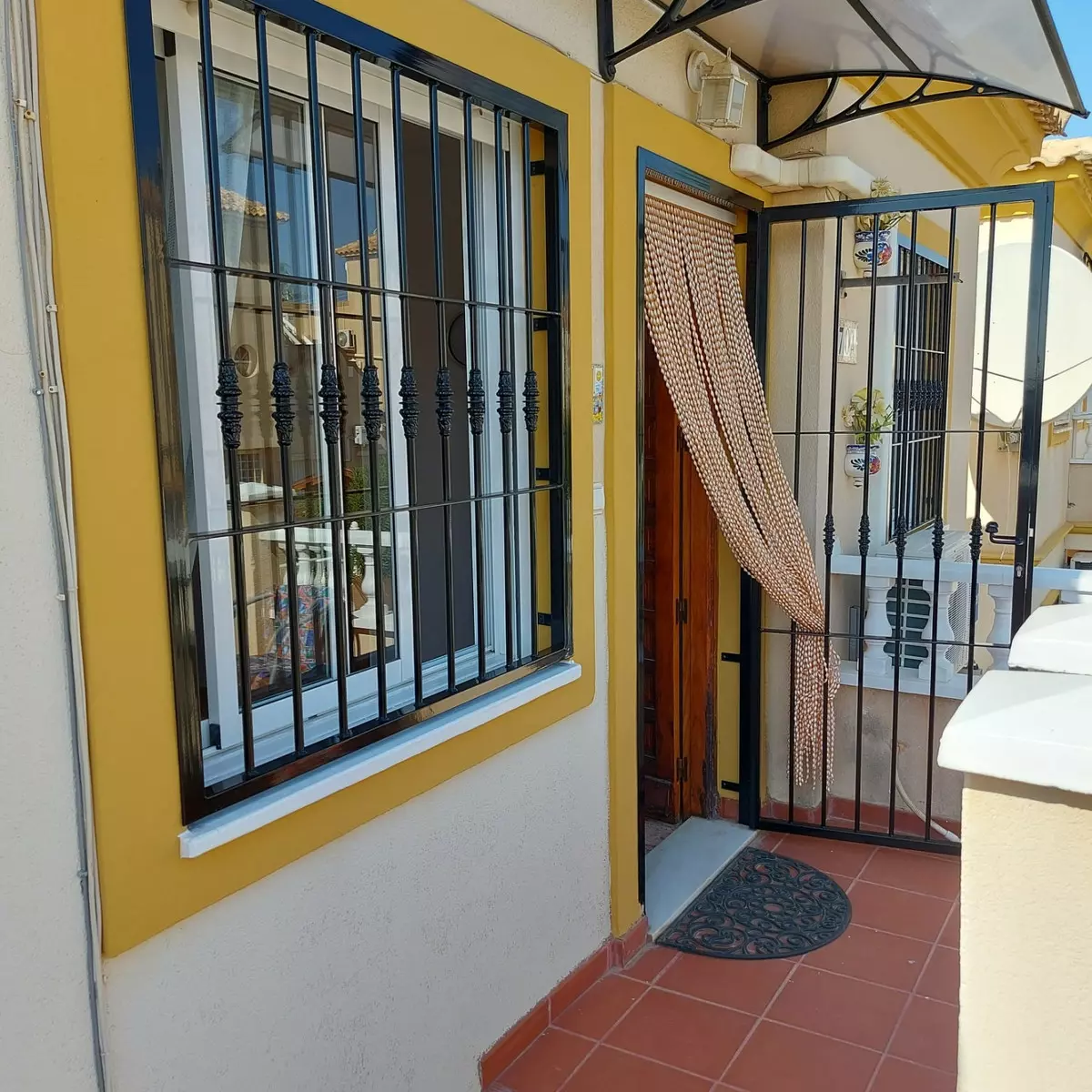 2-bedroom Apartment In Orihuela, Spain (60 M²)