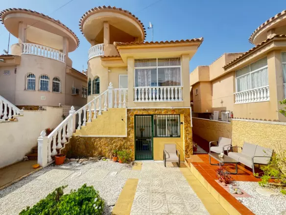 4-bedroom Villa In Orihuela, Spain (120 M²)