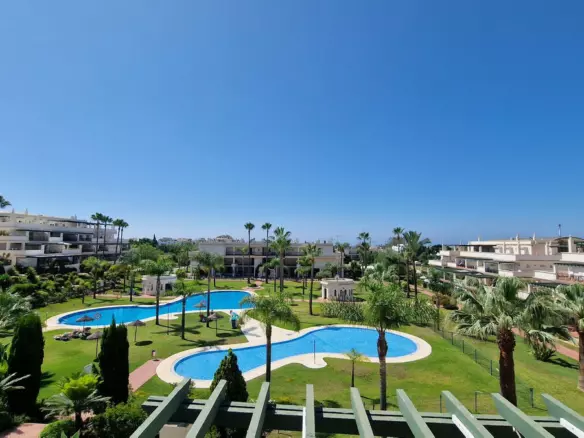 2-bedroom Apartment In Marbella, Spain (102 M²)