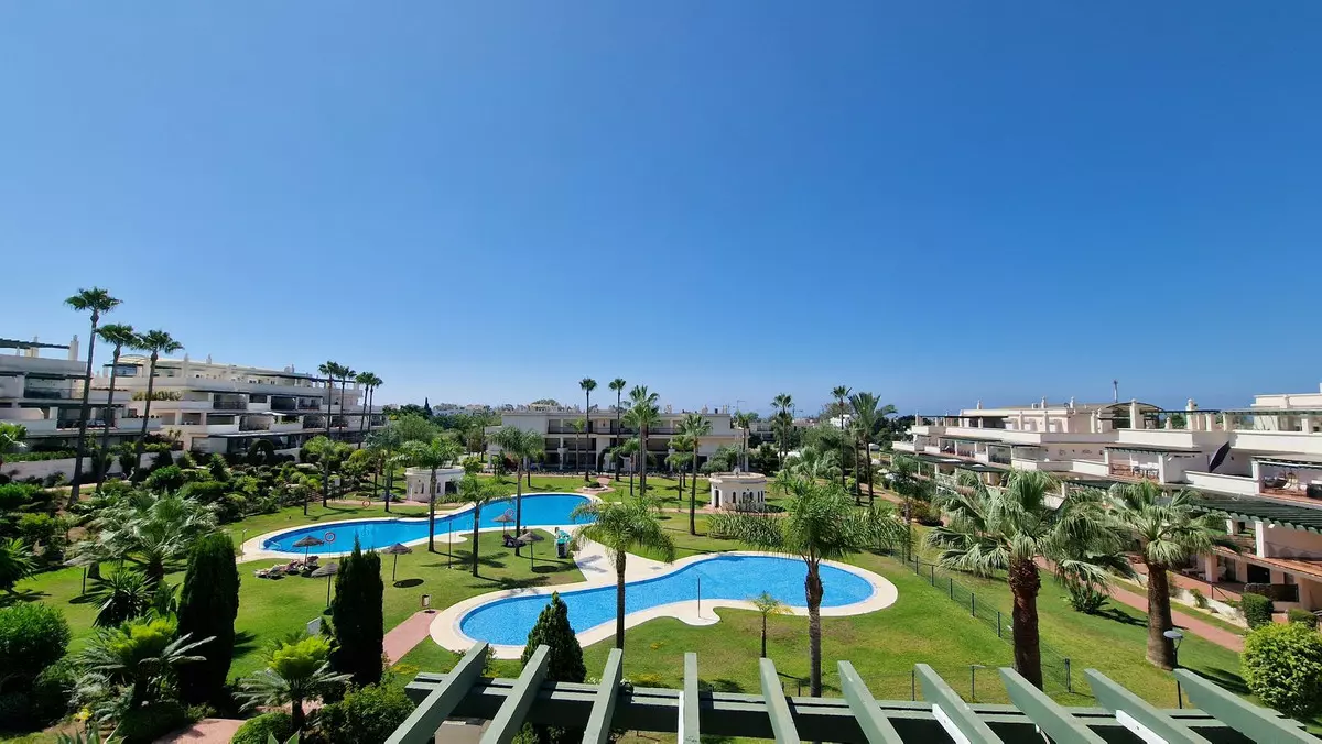 2-bedroom Apartment In Marbella, Spain (102 M²)