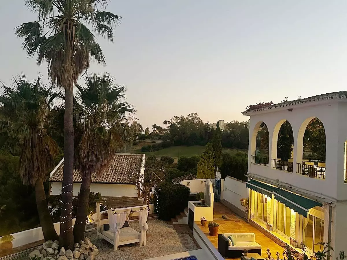 5-bedroom Villa In Benalmádena, Spain (350 M²)