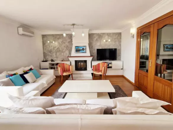 3-bedroom Apartment In Mijas, Spain (147 M²)