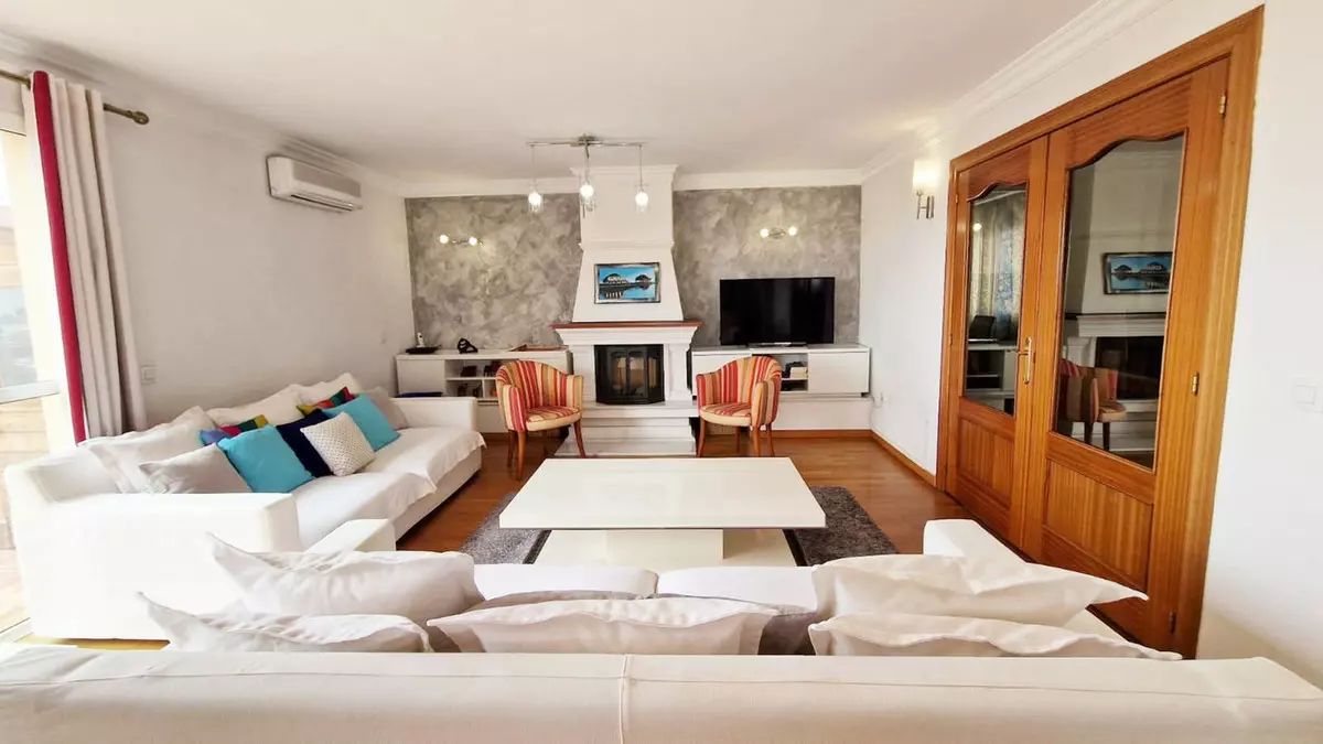3-bedroom Apartment In Mijas, Spain (147 M²)