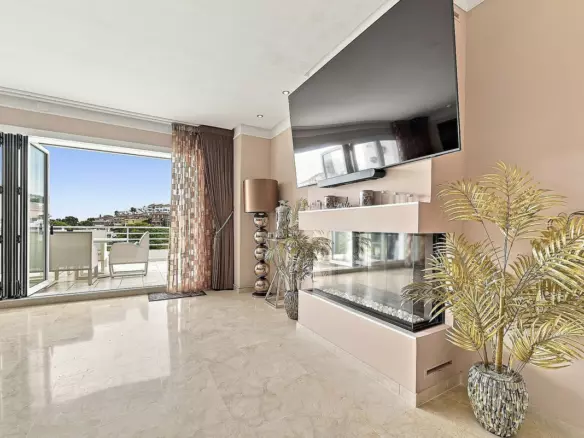 3-bedroom Apartment In Benalmádena, Spain (134 M²)