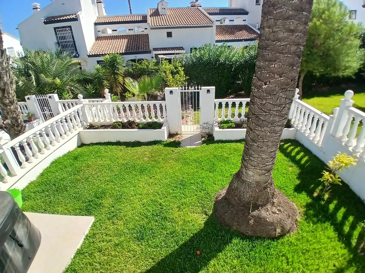 2-bedroom Town House In Orihuela, Spain (79 M²)