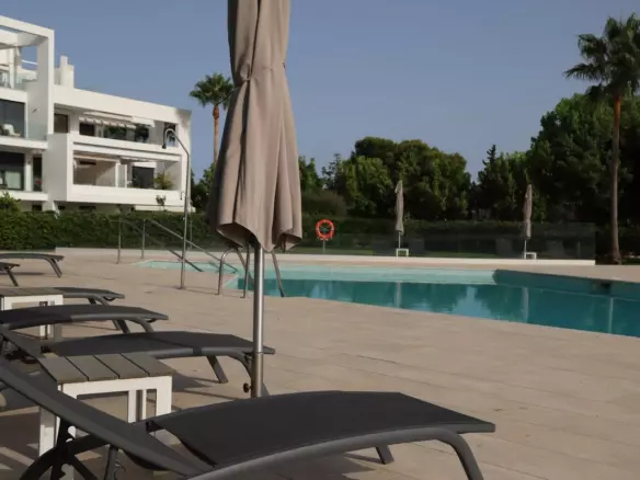 3-bedroom Apartment In Estepona, Spain (124 M²)