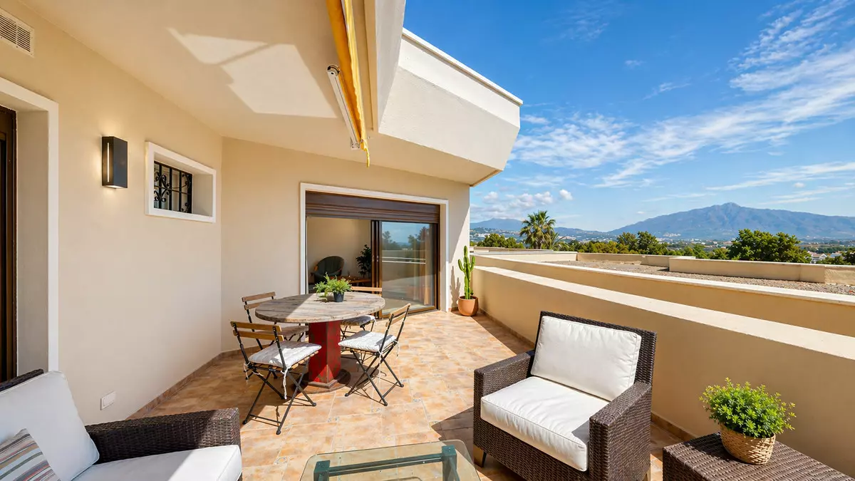 2-bedroom Apartment In Estepona, Spain (83 M²)