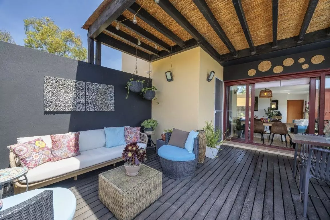 3-bedroom Villa In Málaga, Spain (260 M²)