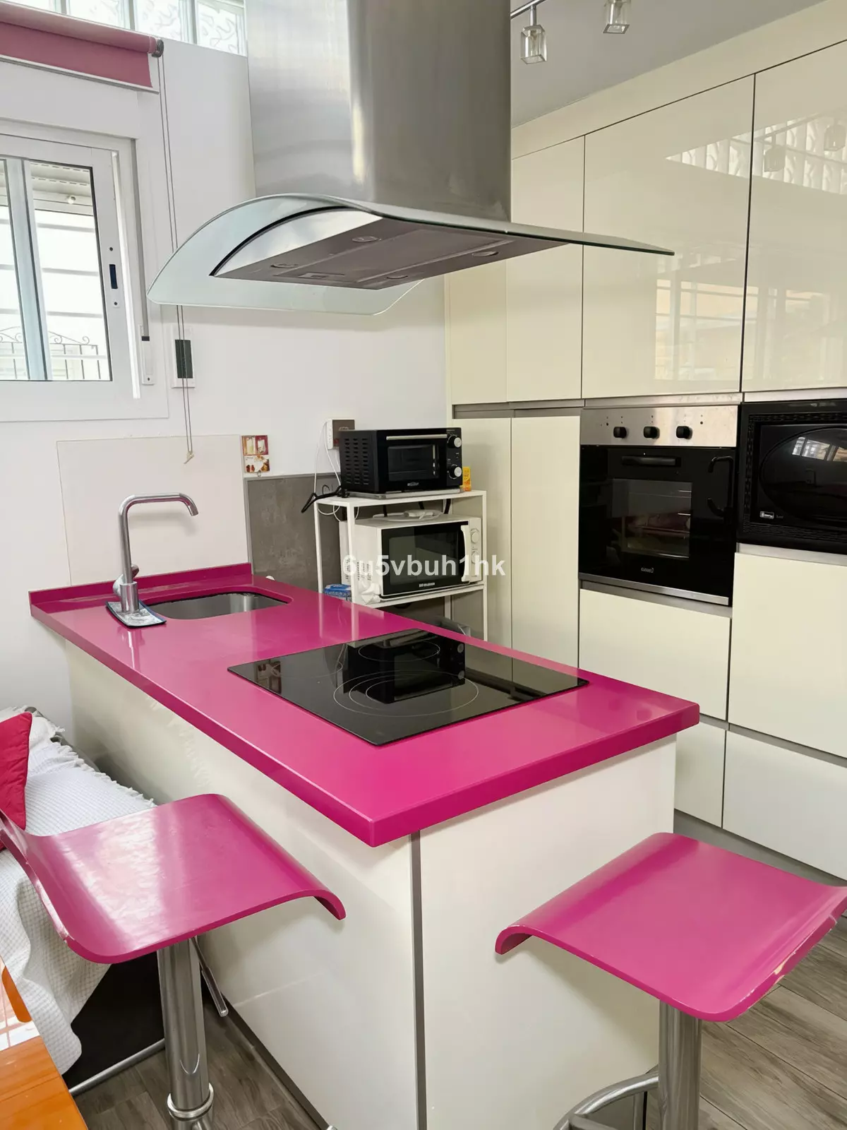 3-bedroom Town House In Málaga, Spain (121 M²)