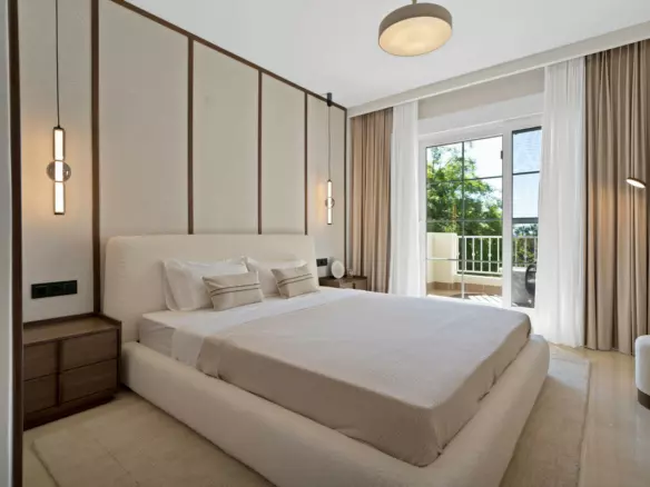 2-bedroom Apartment In Marbella, Spain (120 M²)
