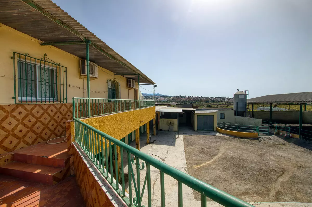 4-bedroom Country House In Vélez – Málaga, Spain (1.777 M²)