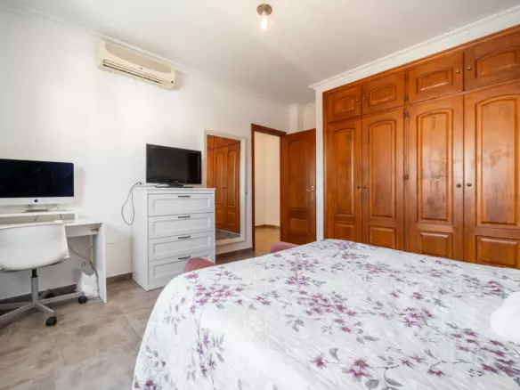 3-bedroom Villa In Estepona, Spain (306 M²)