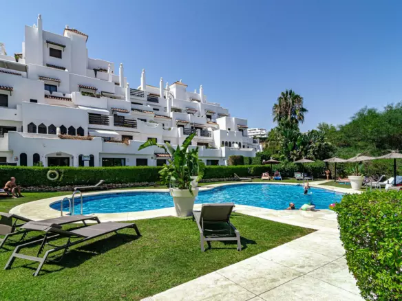2-bedroom Apartment In Estepona, Spain (97 M²)