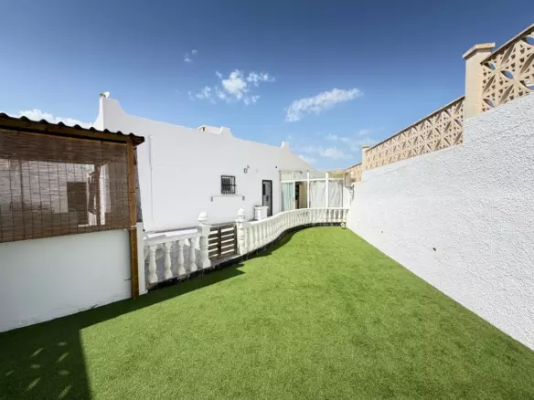 2-bedroom Villa In Orihuela, Spain (70 M²)