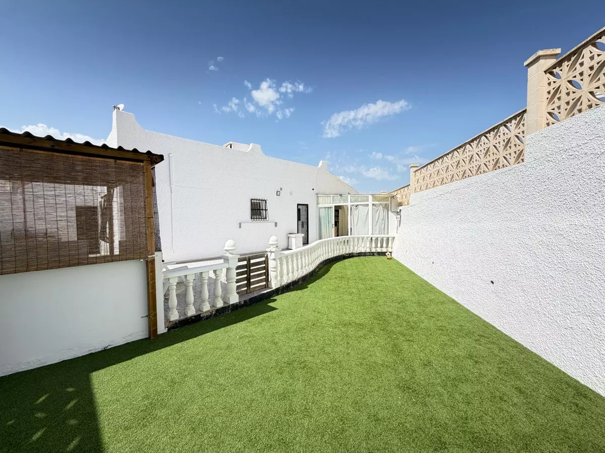 2-bedroom Villa In Orihuela, Spain (70 M²)