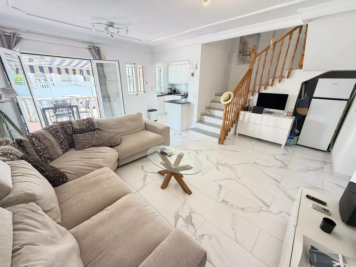 5-bedroom Villa In Orihuela, Spain (150 M²)