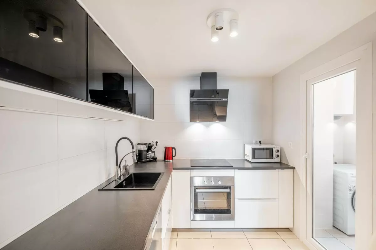 3-bedroom Apartment In Marbella, Spain (116 M²)