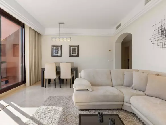 2-bedroom Apartment In Benahavis, Spain (102 M²)