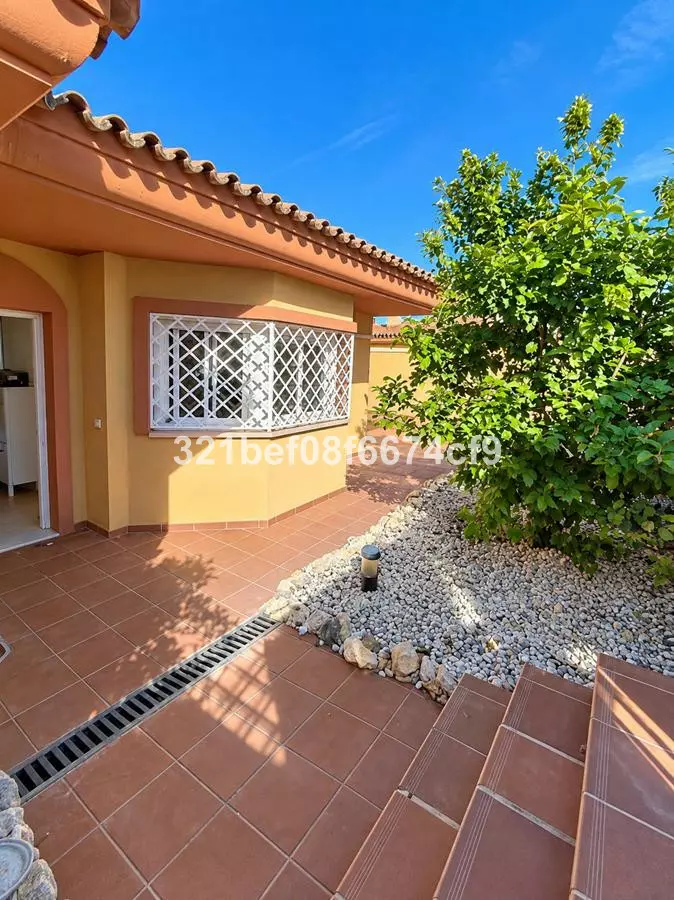 4-bedroom Town House In Estepona, Spain (185 M²)