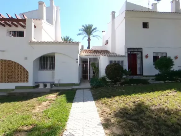 2-bedroom Town House In Orihuela, Spain (79 M²)