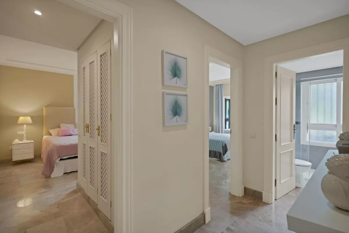 3-bedroom Apartment In Marbella, Spain (169 M²)