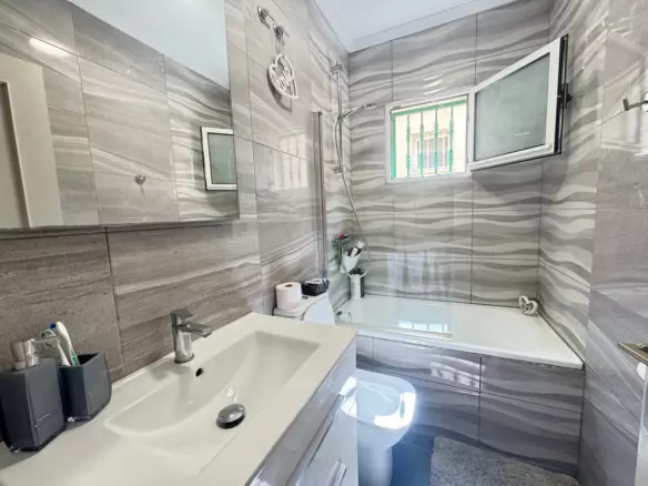 4-bedroom Villa In Orihuela, Spain (120 M²)