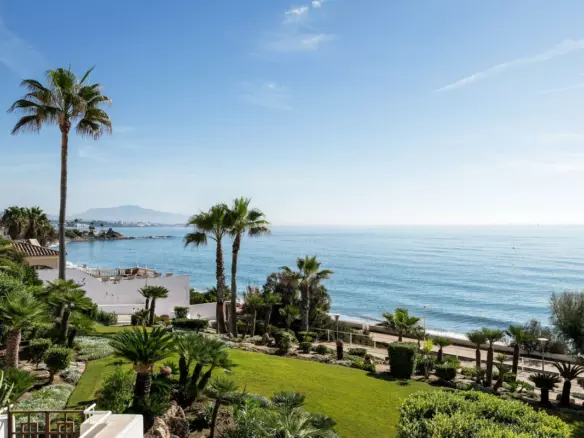 2-bedroom Apartment In Estepona, Spain (94 M²)