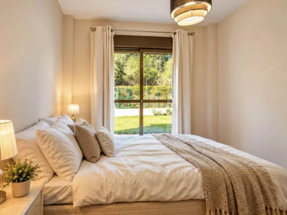 2-bedroom Apartment In Estepona, Spain (96 M²)