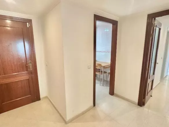 2-bedroom Apartment In Málaga, Spain (132 M²)