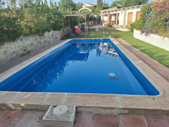 3-bedroom Villa In Vélez – Málaga, Spain (305 M²)