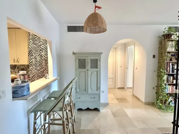 2-bedroom Apartment In Marbella, Spain (123 M²)