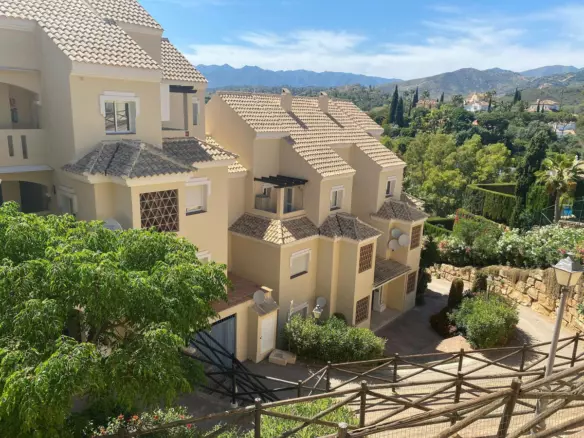 2-bedroom Apartment In Marbella, Spain (113 M²)