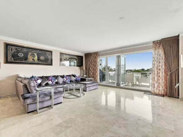 3-bedroom Apartment In Benalmádena, Spain (134 M²)