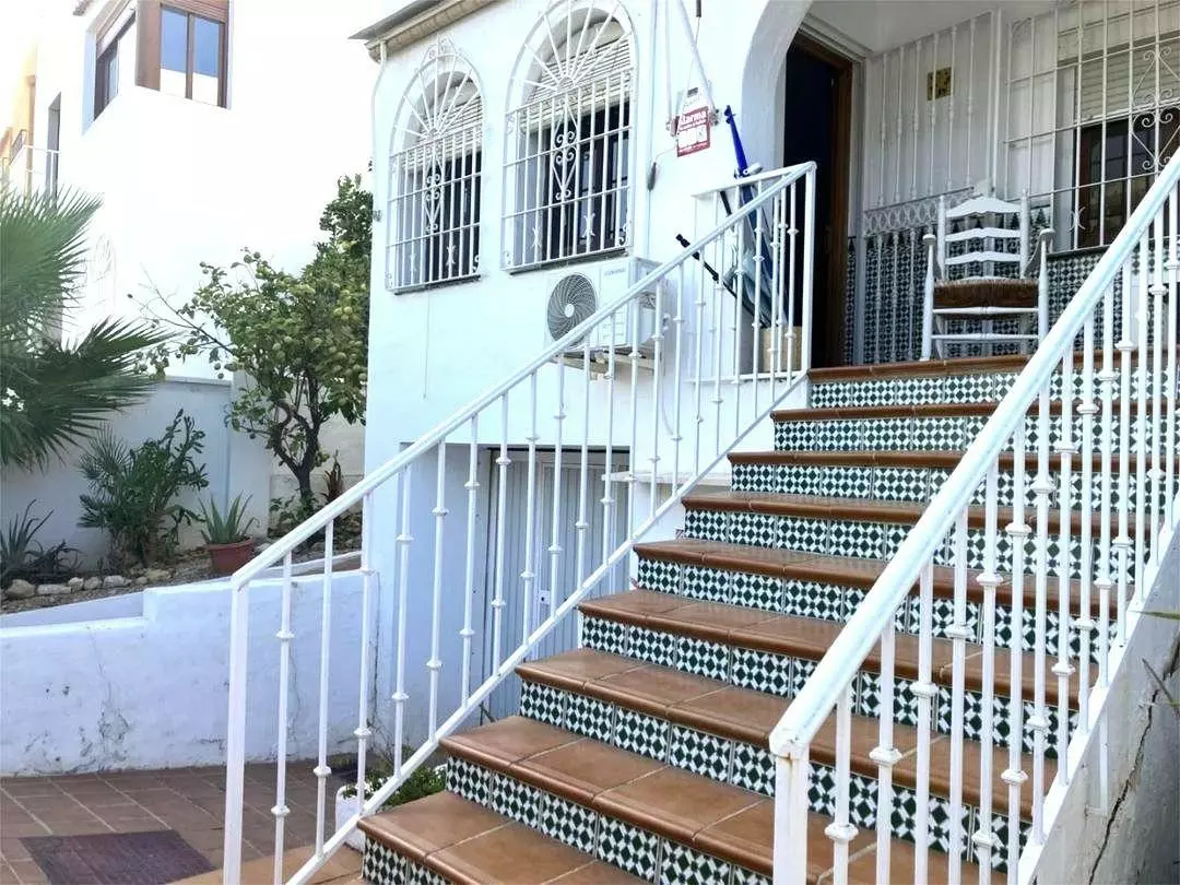 4-bedroom Villa In Torremolinos, Spain (210 M²)