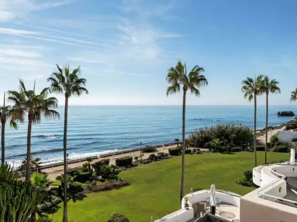 2-bedroom Apartment In Estepona, Spain (94 M²)