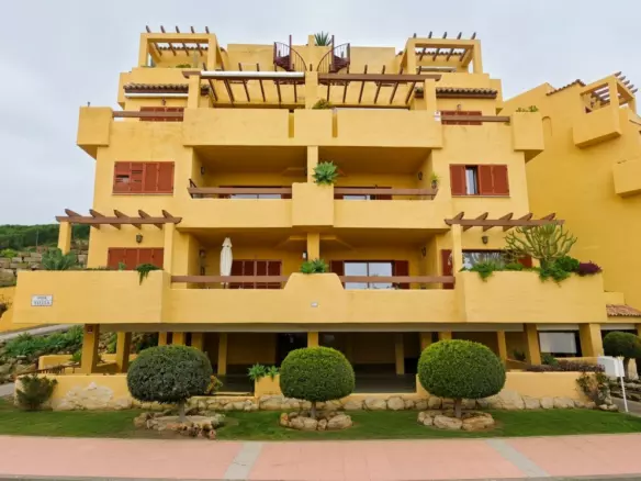 2-bedroom Apartment In Manilva, Spain (97 M²)