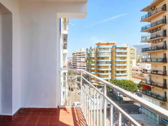 4-bedroom Apartment In Fuengirola, Spain (82 M²)