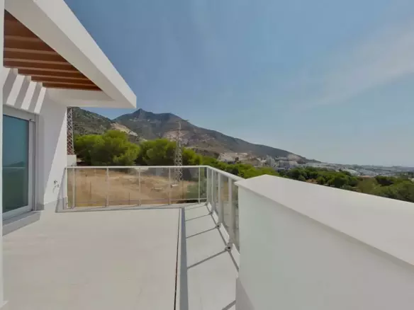 2-bedroom Apartment In Benalmádena, Spain (116 M²)