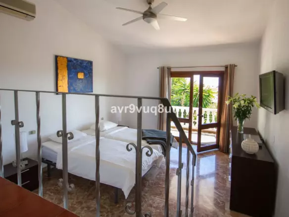 7-bedroom Villa In Mijas, Spain (553 M²)