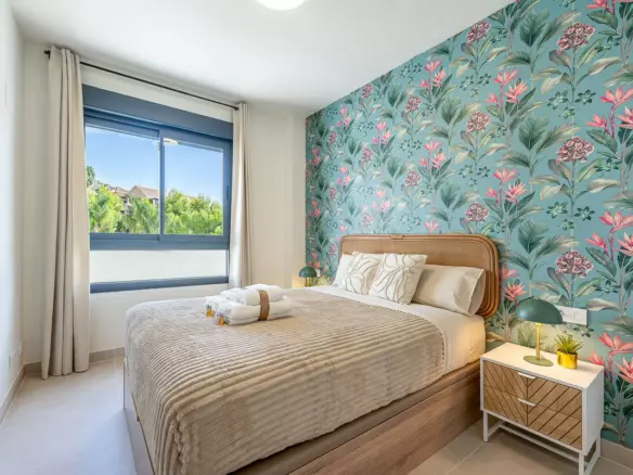 2-bedroom Apartment In Benalmádena, Spain (80 M²)