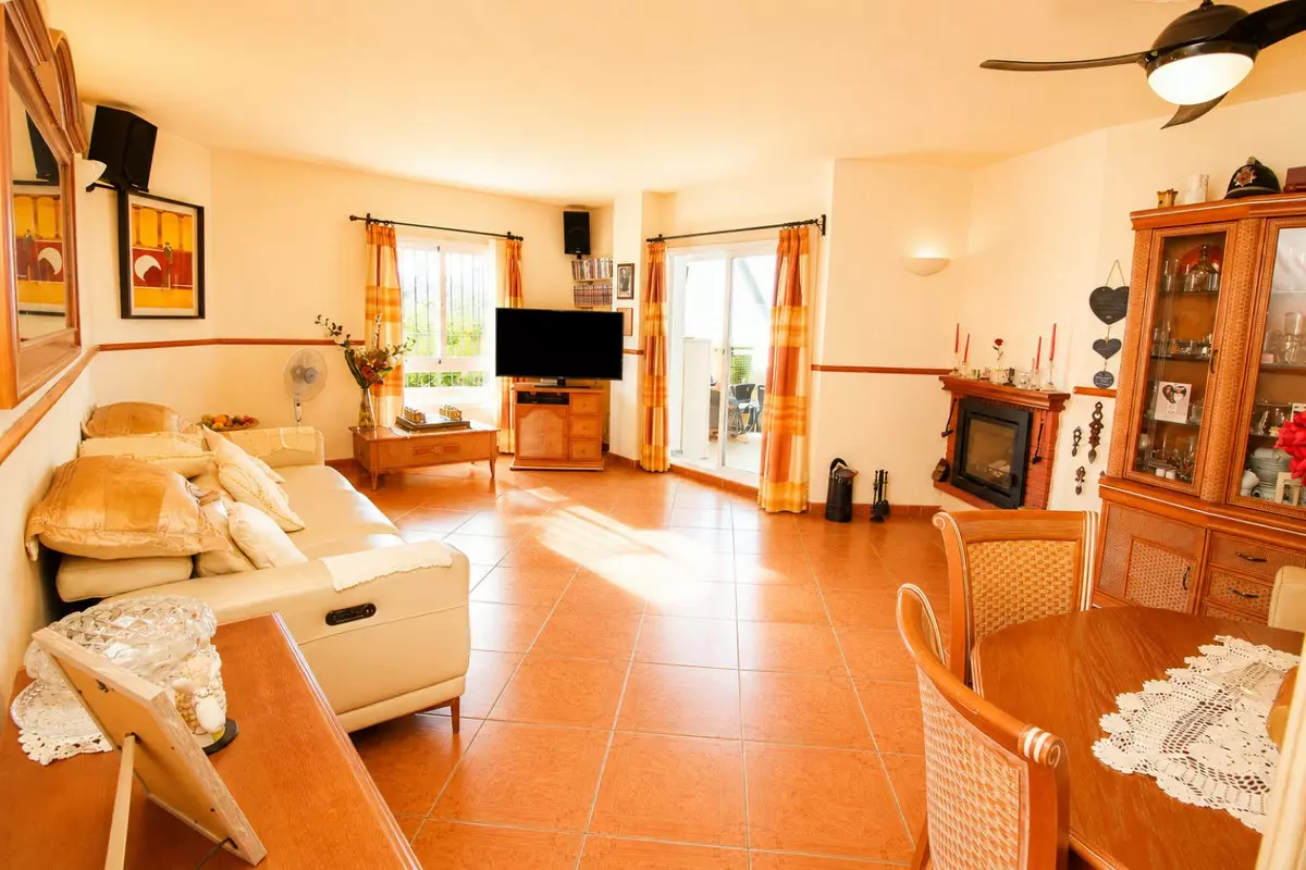 2-bedroom Apartment In Marbella, Spain (110 M²)