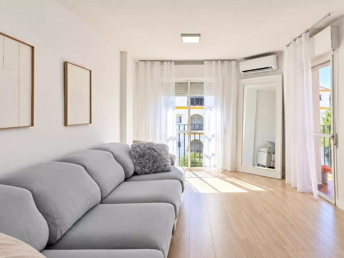 5-bedroom Apartment In Estepona, Spain (116 M²)