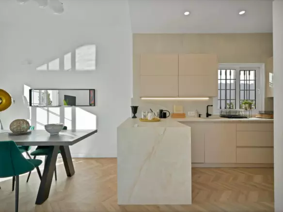 5-bedroom Town House In Marbella, Spain (242 M²)