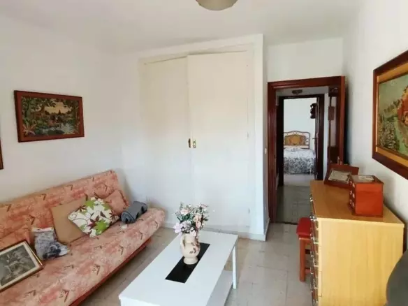 3-bedroom Apartment In Málaga, Spain (104 M²)