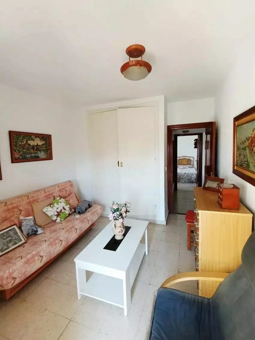 3-bedroom Apartment In Málaga, Spain (104 M²)