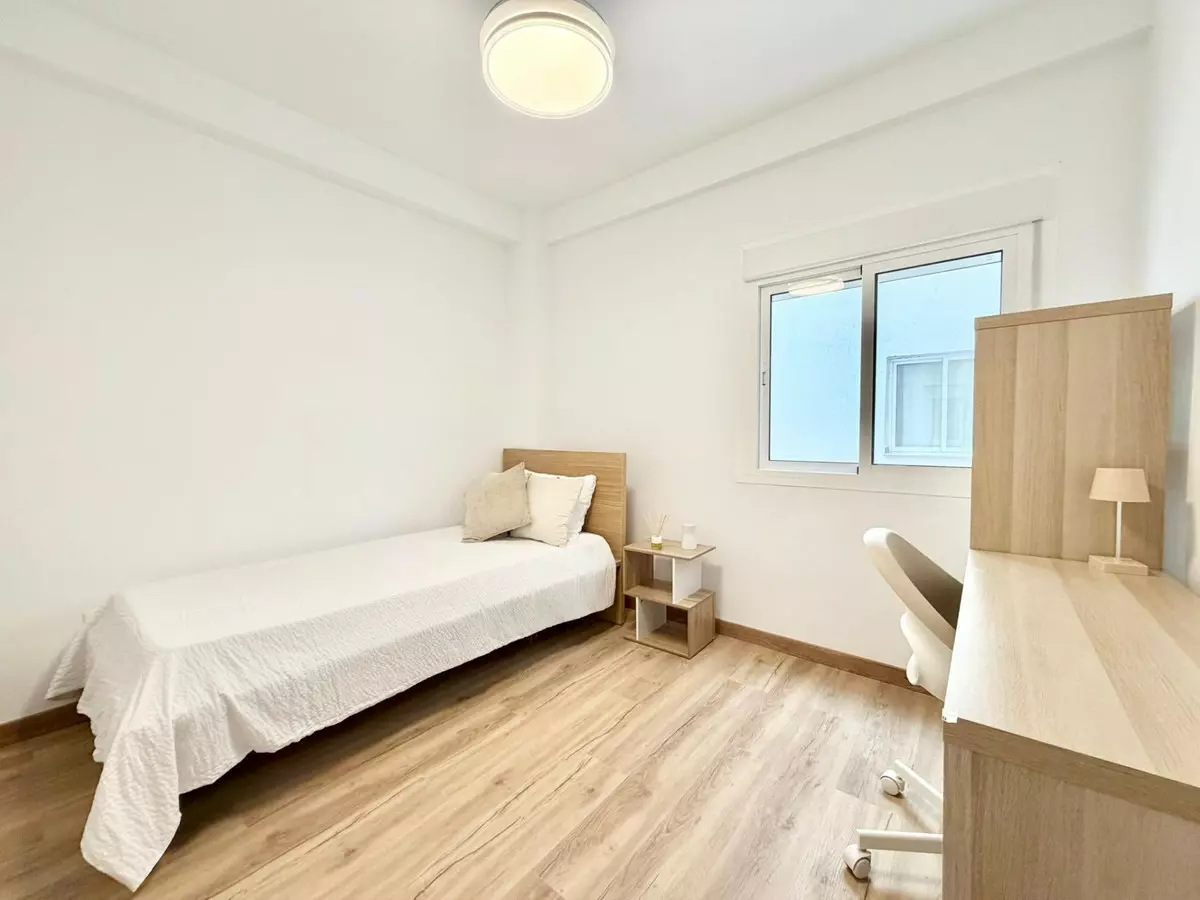 2-bedroom Apartment In Benalmádena, Spain (73 M²)